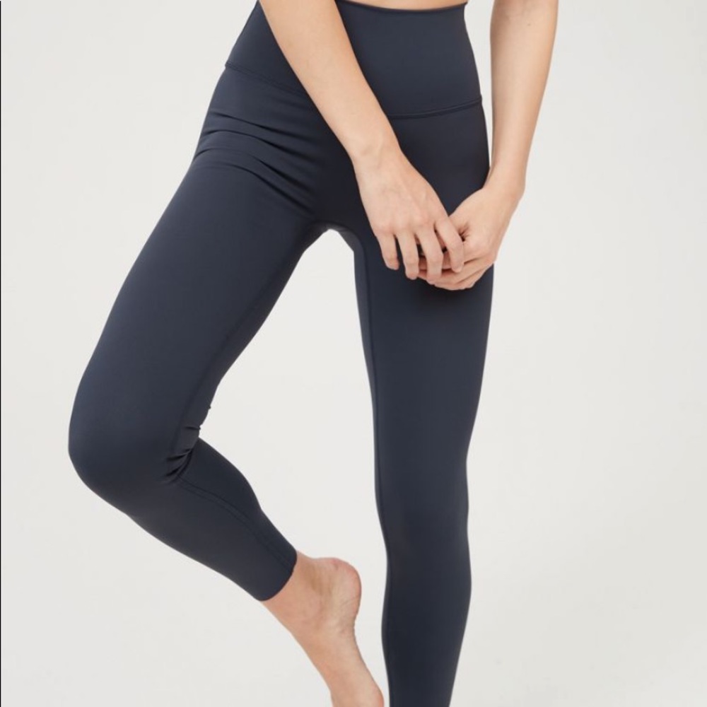 OFFLINE aerie leggings - Picture 2 of 4